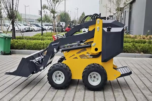 ஒரு சிறிய ஏற்றியின் செயல்பாடுகள் என்ன